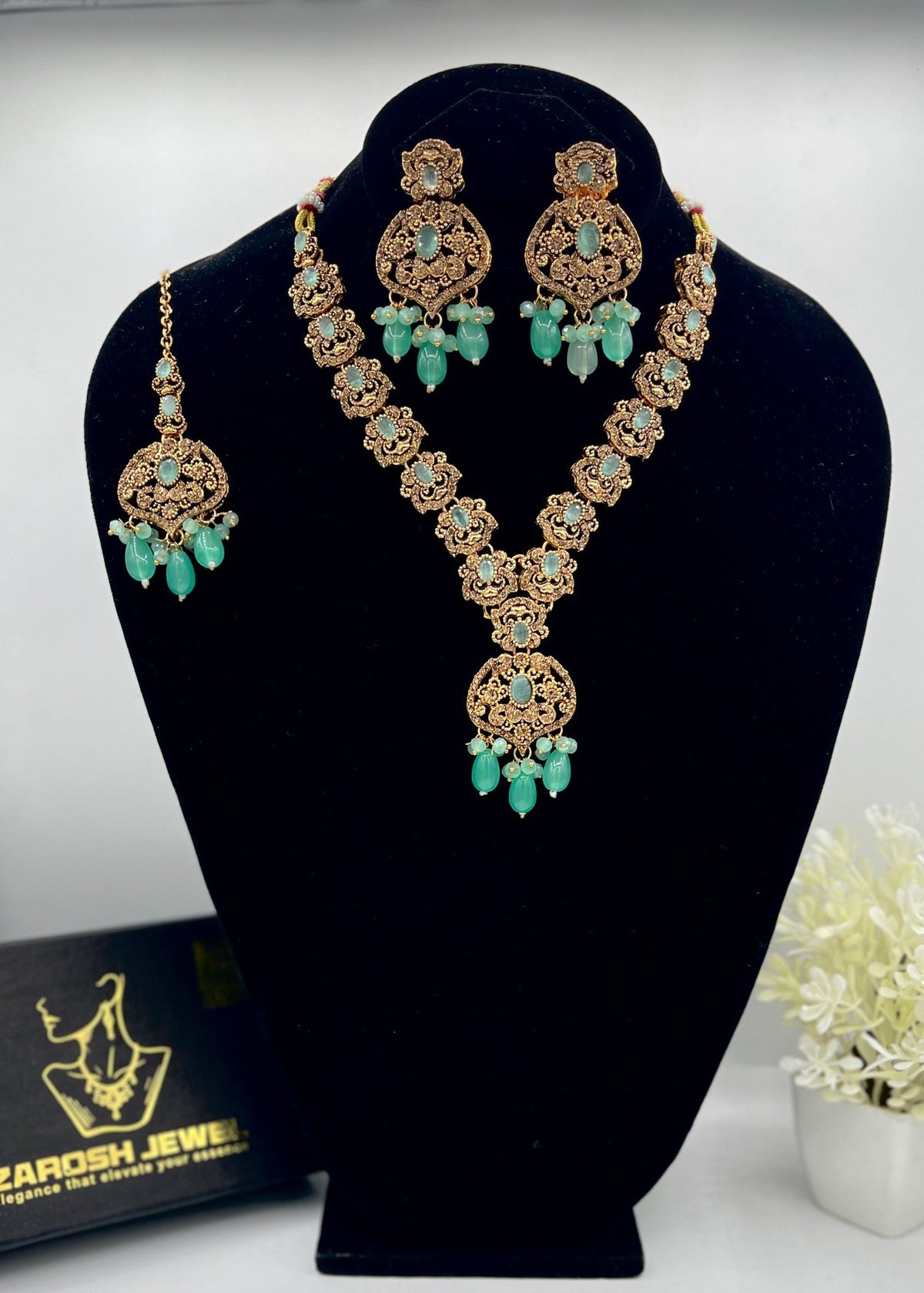 Shop the Arez Ethereal Necklace Set from Zarosh Jewel