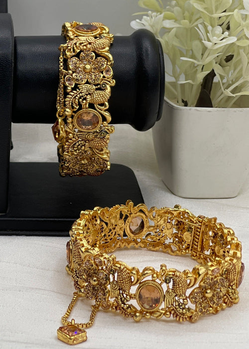 Shop the Arfa Bangle Openable from Zarosh Jewel