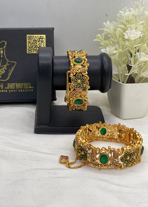 Shop the Arfa Bangle Openable from Zarosh Jewel
