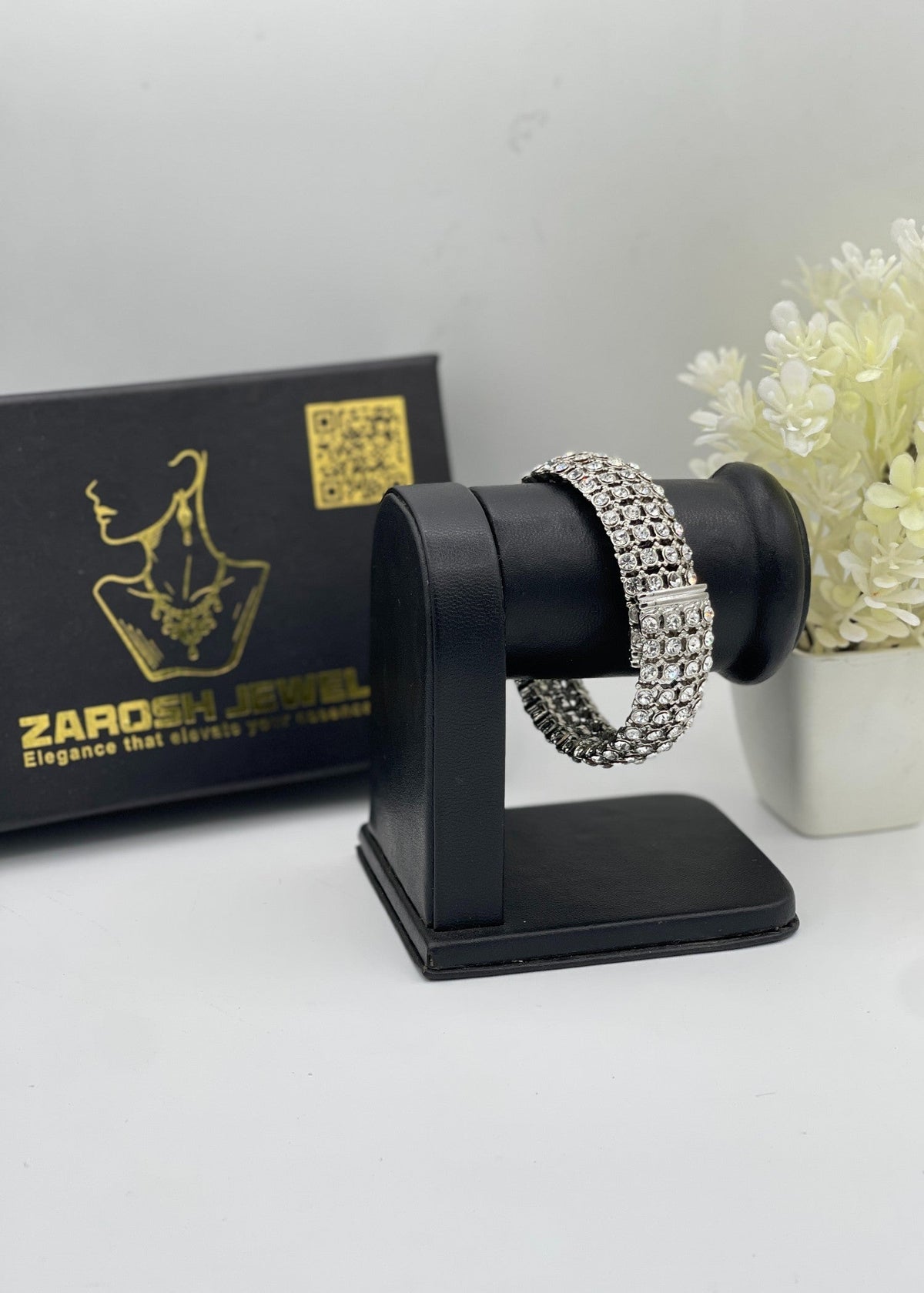 Shop the Aria Heritage Kada from Zarosh Jewel