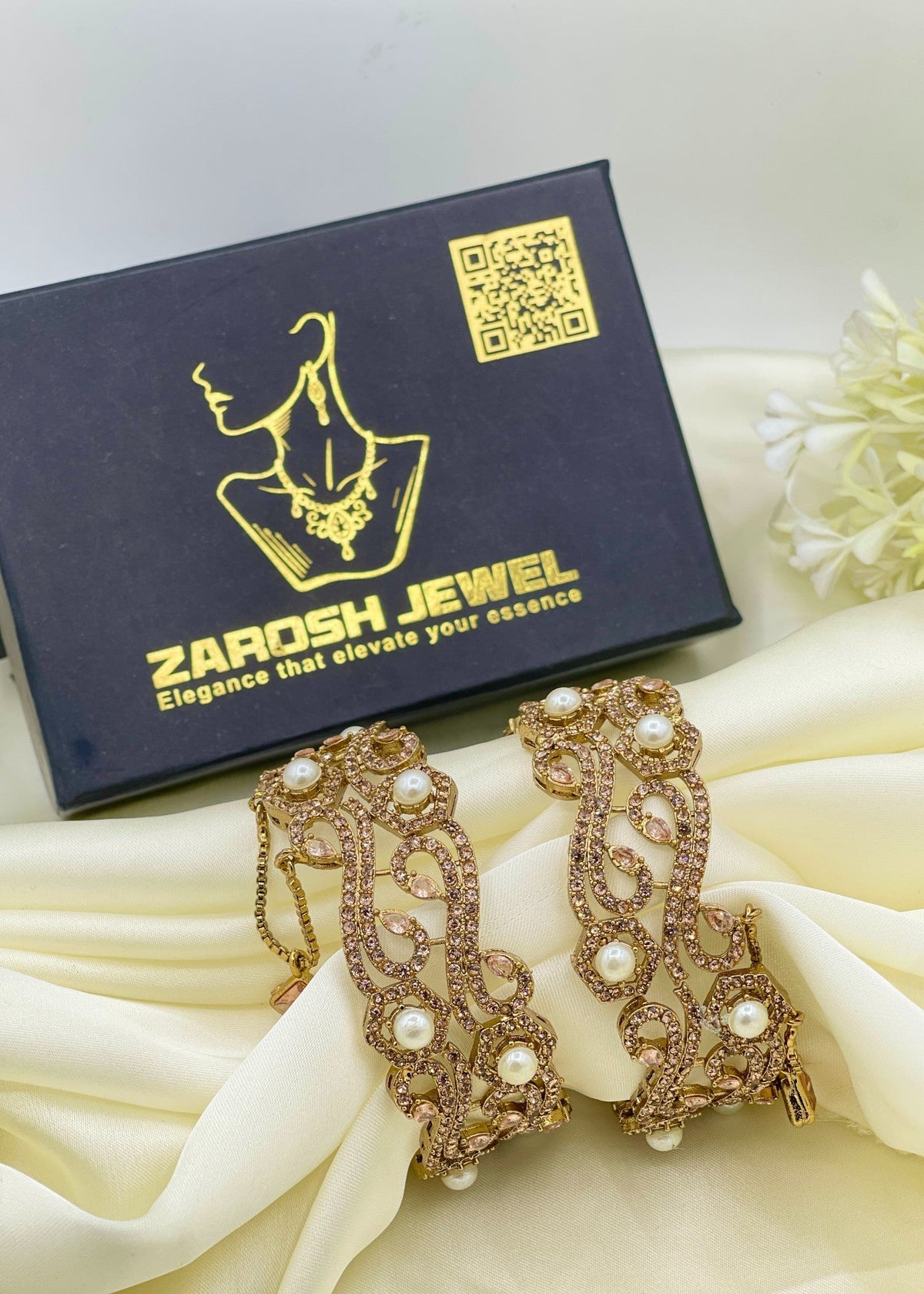 Shop the Asma Openable Bangle Set from Zarosh Jewel