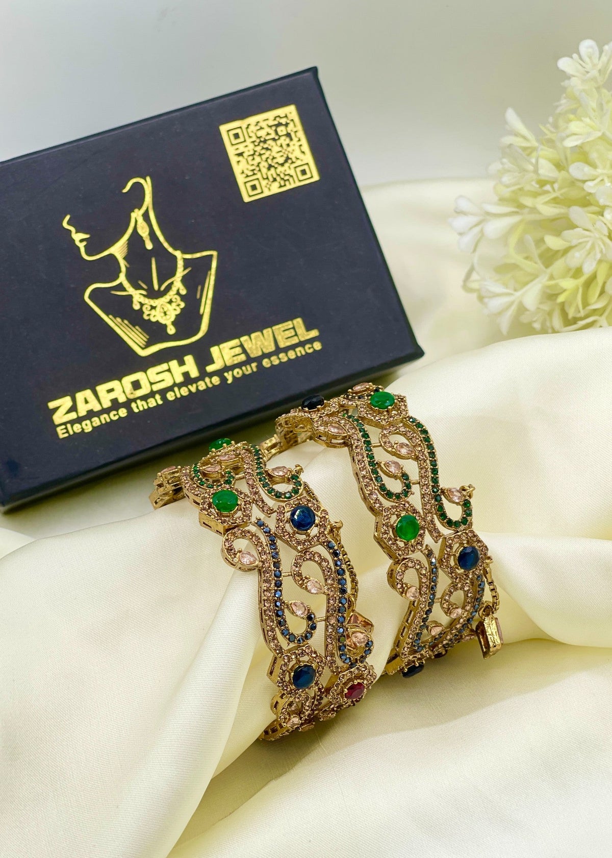 Shop the Asma Openable Bangle Set from Zarosh Jewel