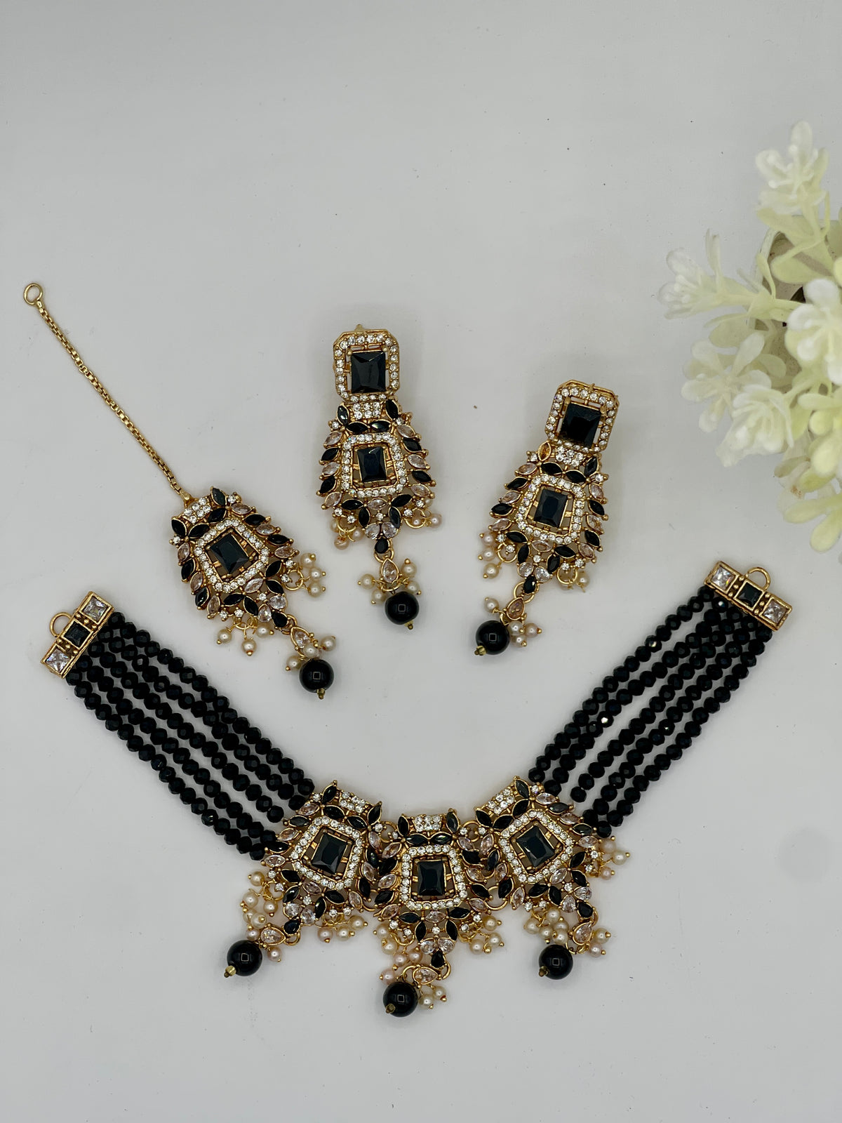 Shop the Averia Choker Set from Zarosh Jewel