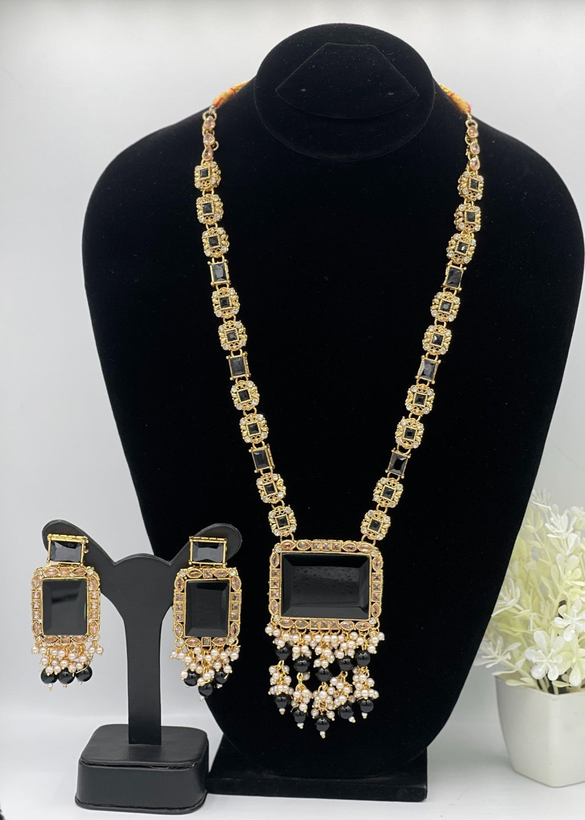 Shop the Averin Regal Mala from Zarosh Jewel
