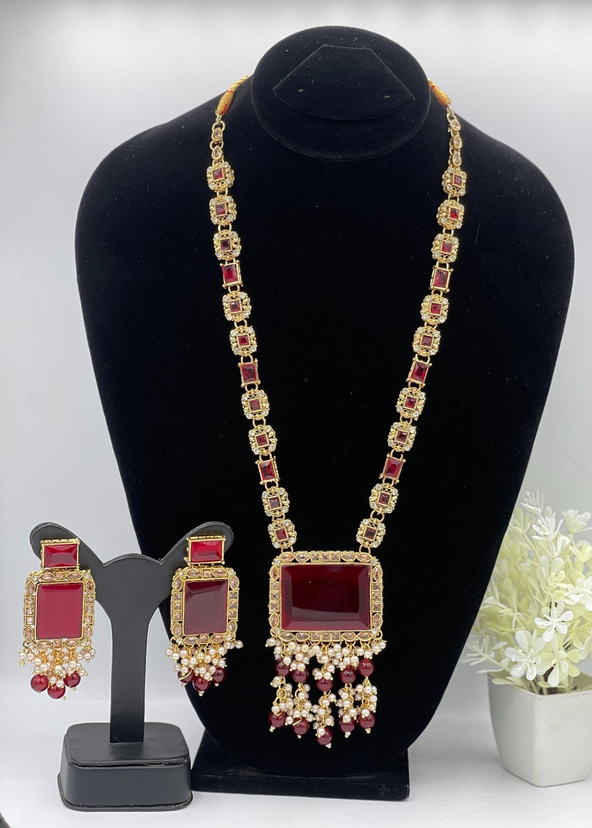 Averin Regal Mala by Zarosh Jewel