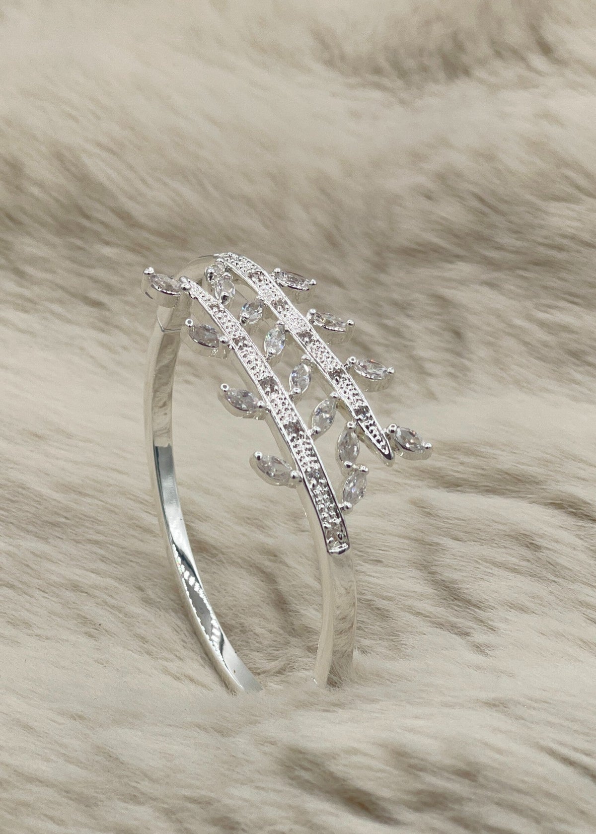 Shop the Ayla Leaf Bracelet from Zarosh Jewel