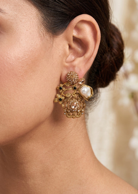 Aynoor Traditional Earring by Zarosh Jewel