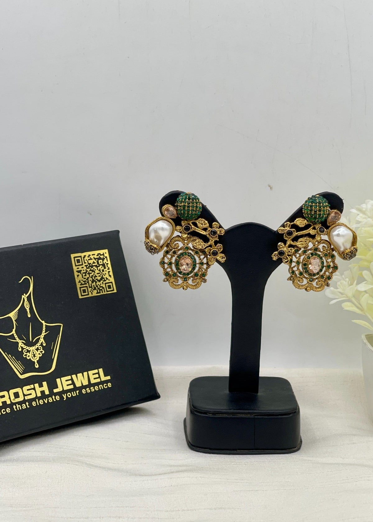 Shop the Aynoor Traditional Earring from Zarosh Jewel