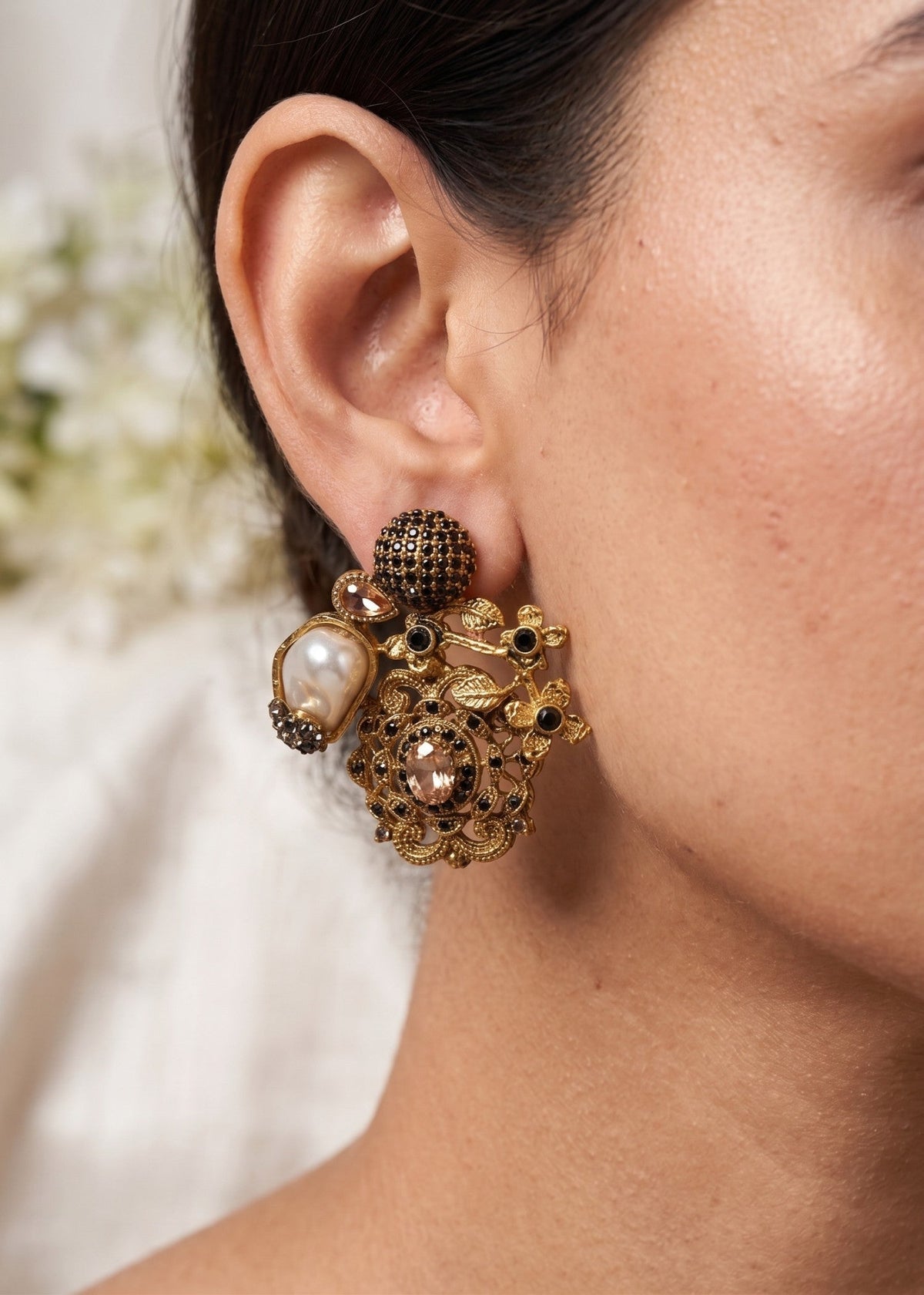 Shop the Aynoor Traditional Earring from Zarosh Jewel
