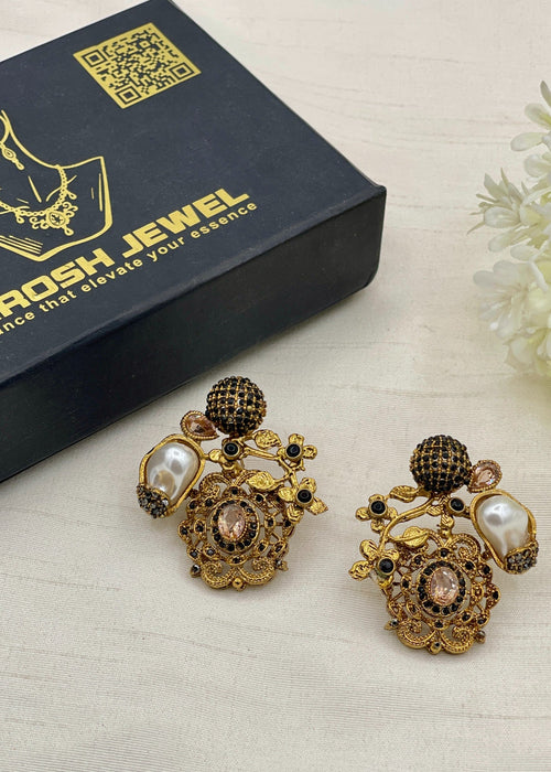 Shop the Aynoor Traditional Earring from Zarosh Jewel