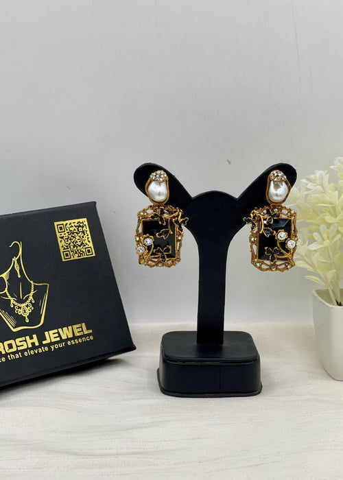 Shop the Aziza Traditional Earring from Zarosh Jewel