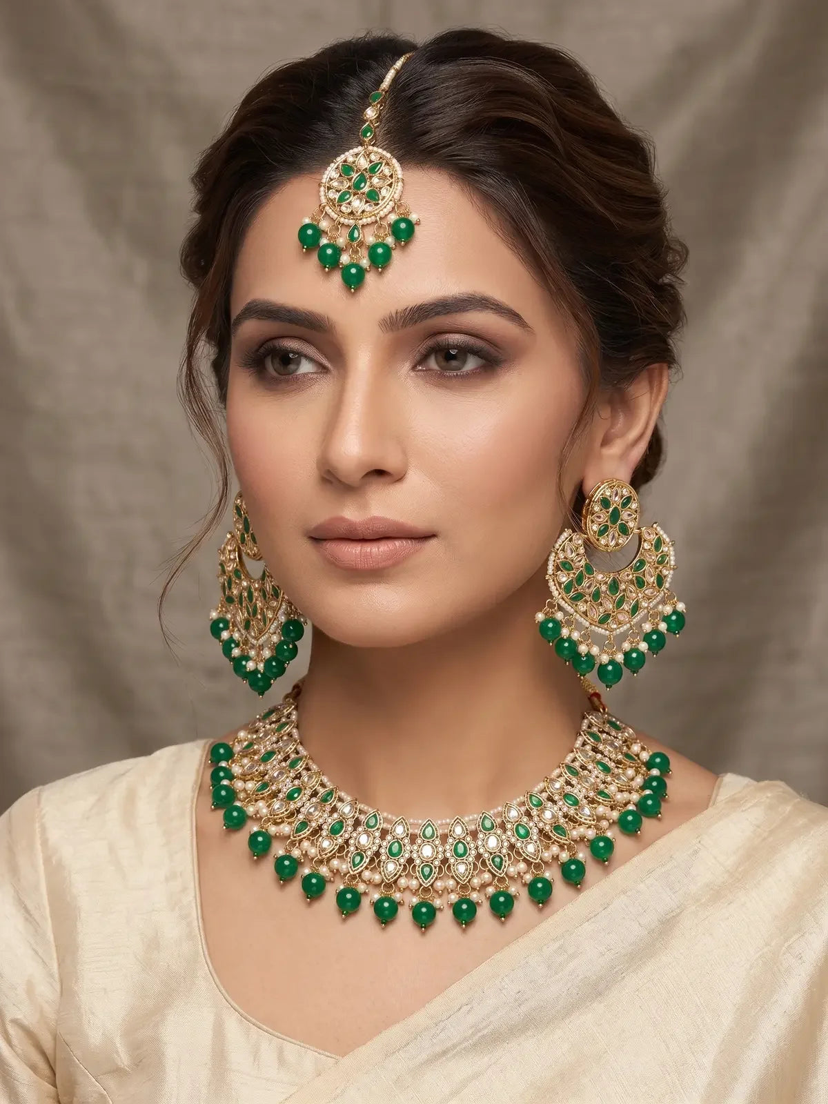 Azra Necklace Set
