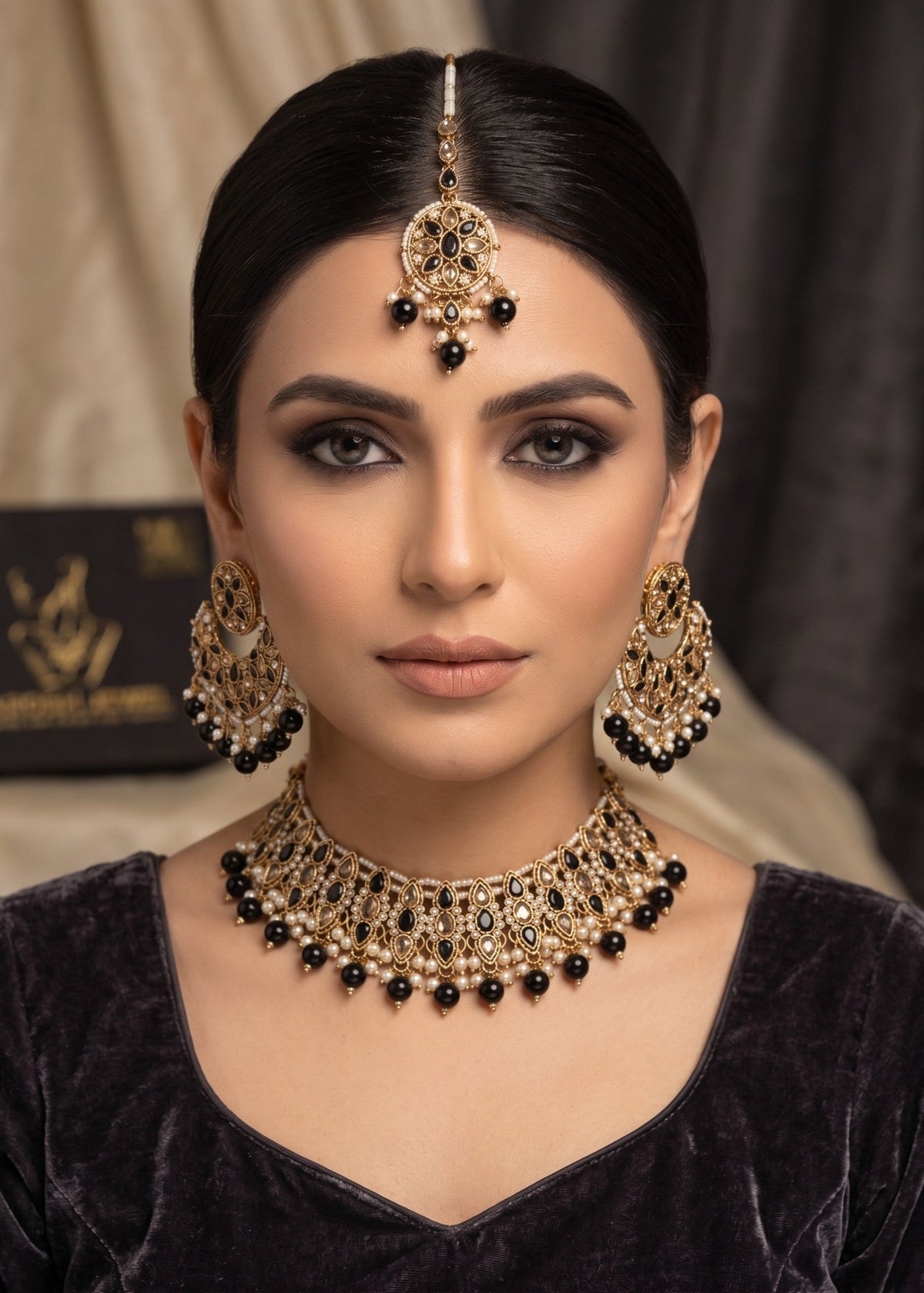 Shop the Azra Necklace Set from Zarosh Jewel