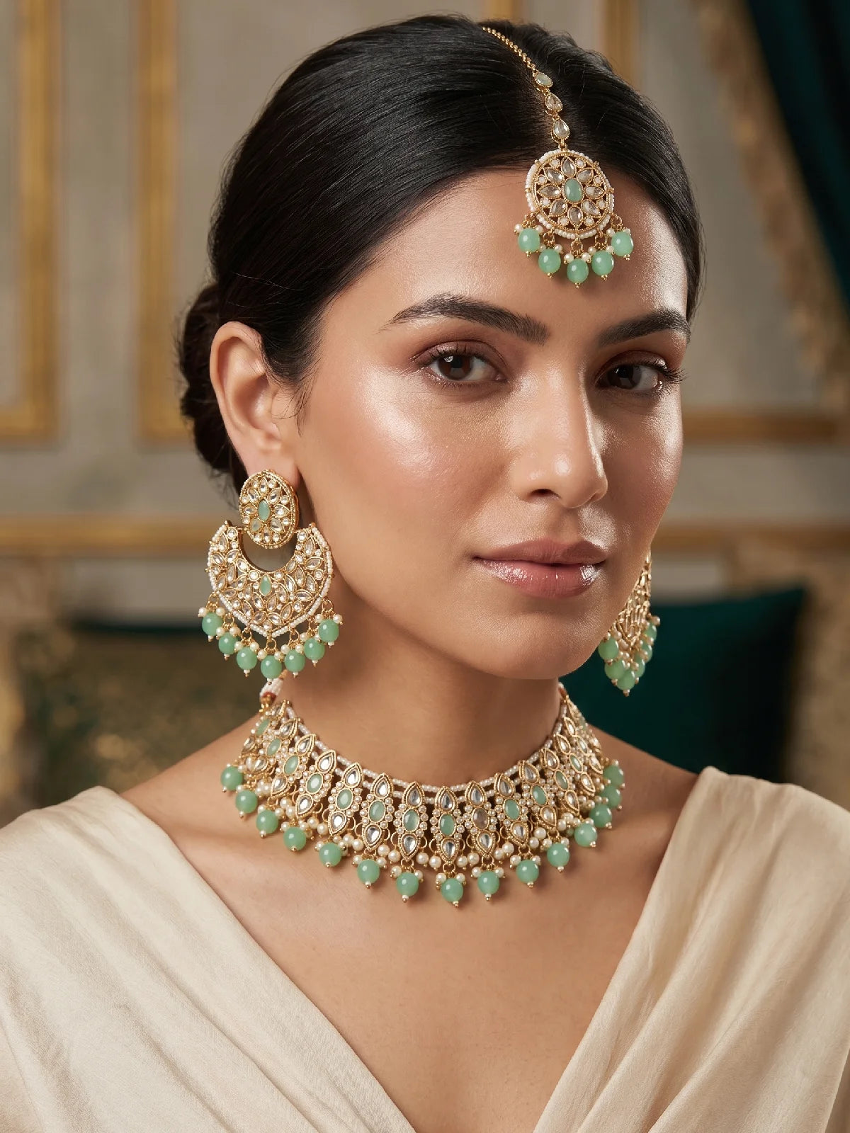 Azra Necklace Set