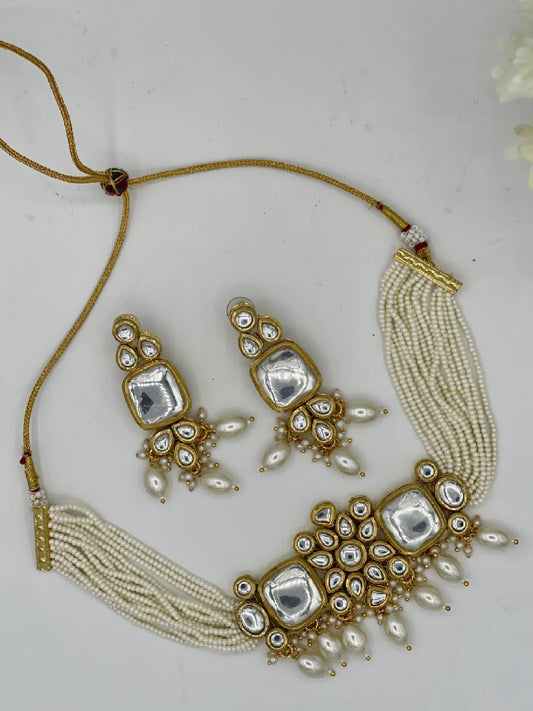 Bahar Kundan Choker Set