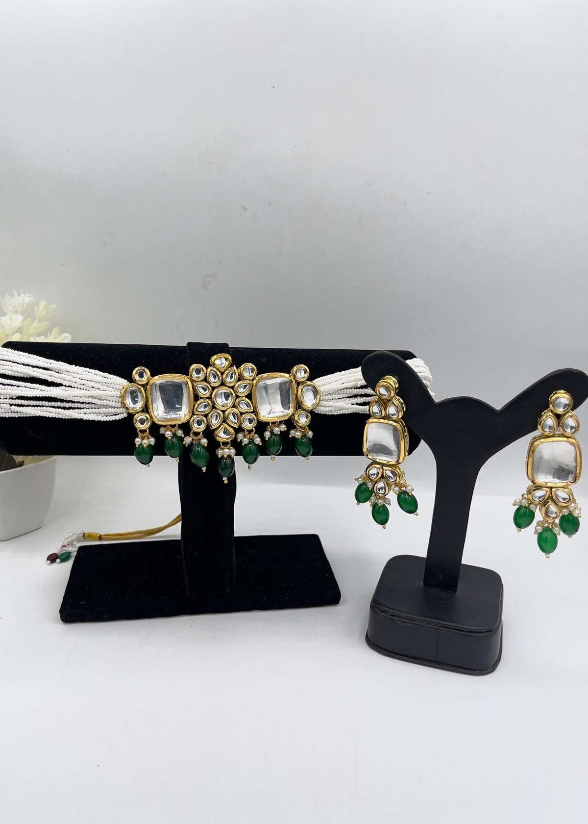 Shop the Bahar Kundan Choker Set from Zarosh Jewel