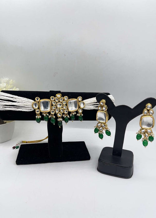 Shop the Bahar Kundan Choker Set from Zarosh Jewel