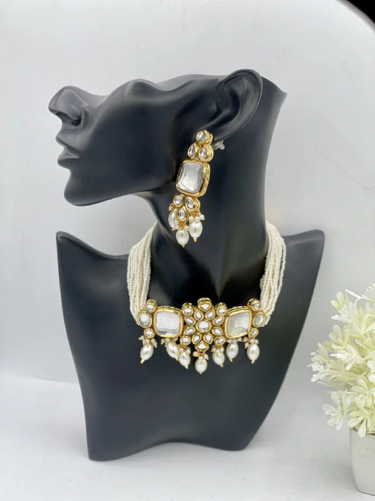 Bahar Kundan Choker Set