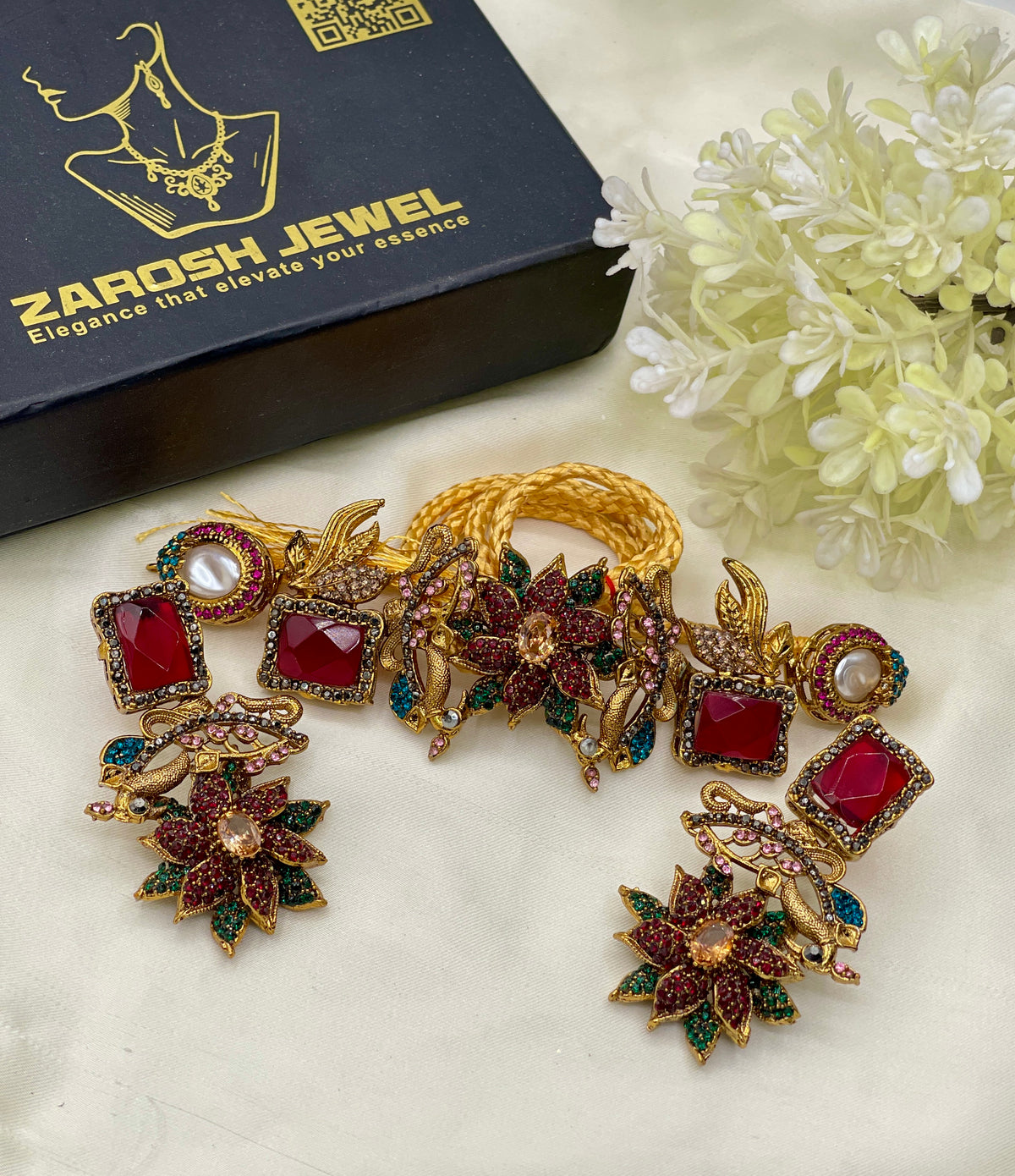 Shop the Baheera Heritage Choker Set from Zarosh Jewel
