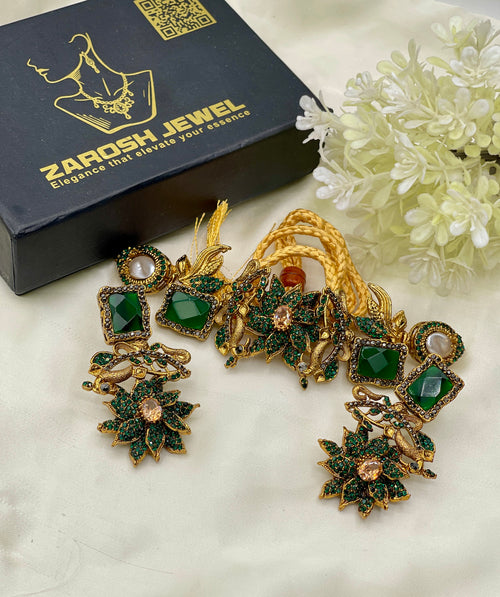 Shop the Baheera Heritage Choker Set from Zarosh Jewel