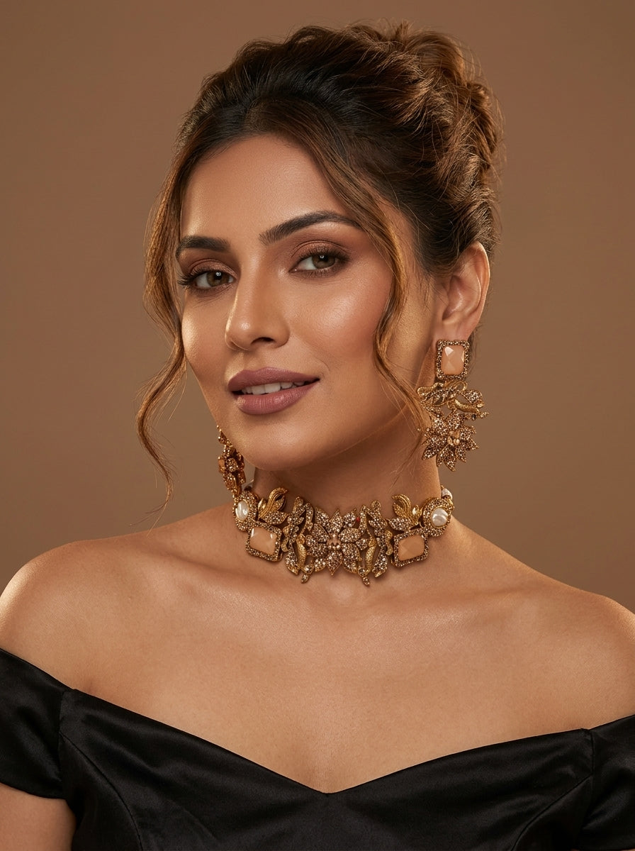 Shop the Baheera Heritage Choker Set from Zarosh Jewel