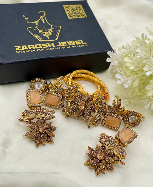 Shop the Baheera Heritage Choker Set from Zarosh Jewel