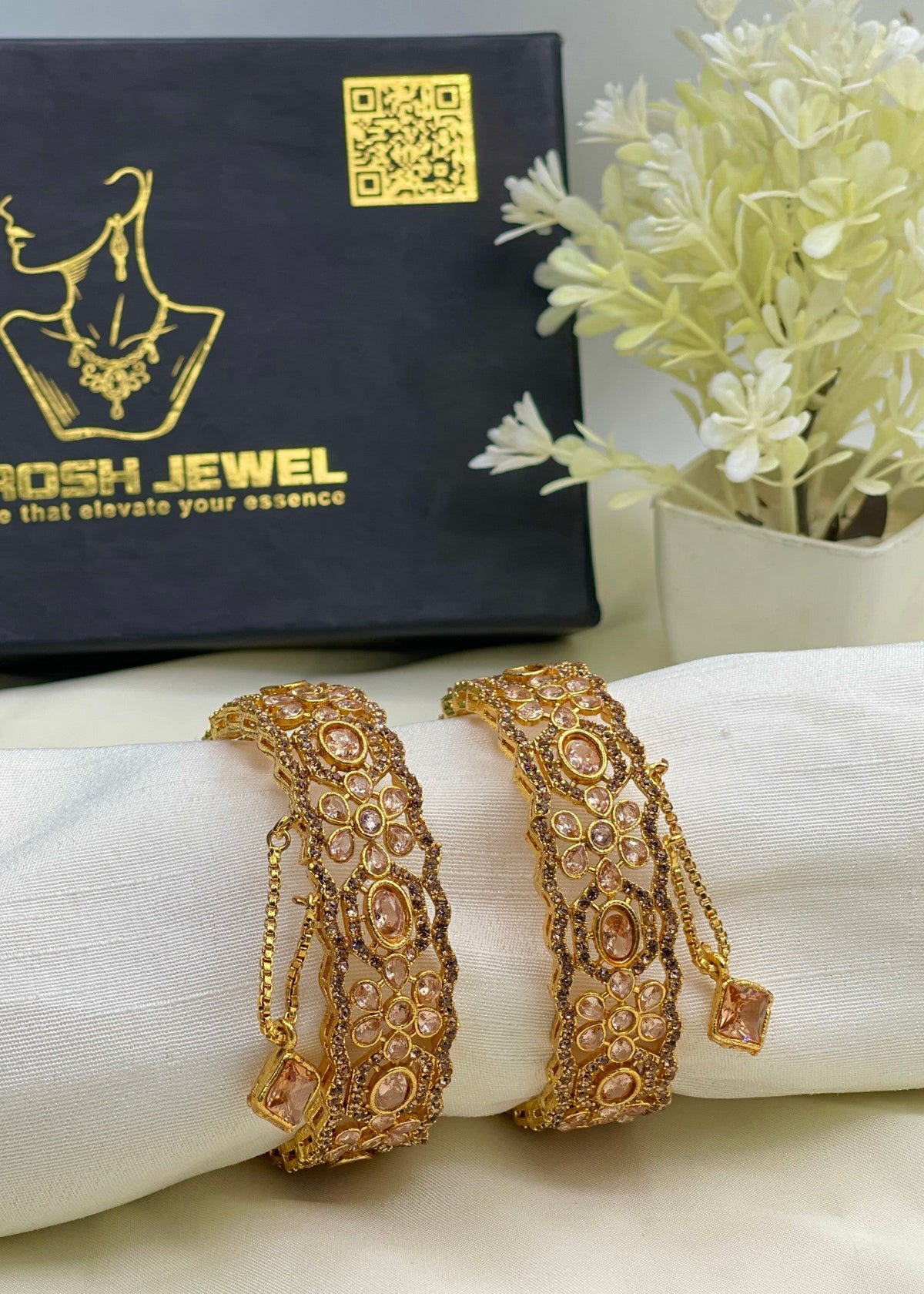 Shop the Bangles - 2075 Openable from Zarosh Jewel