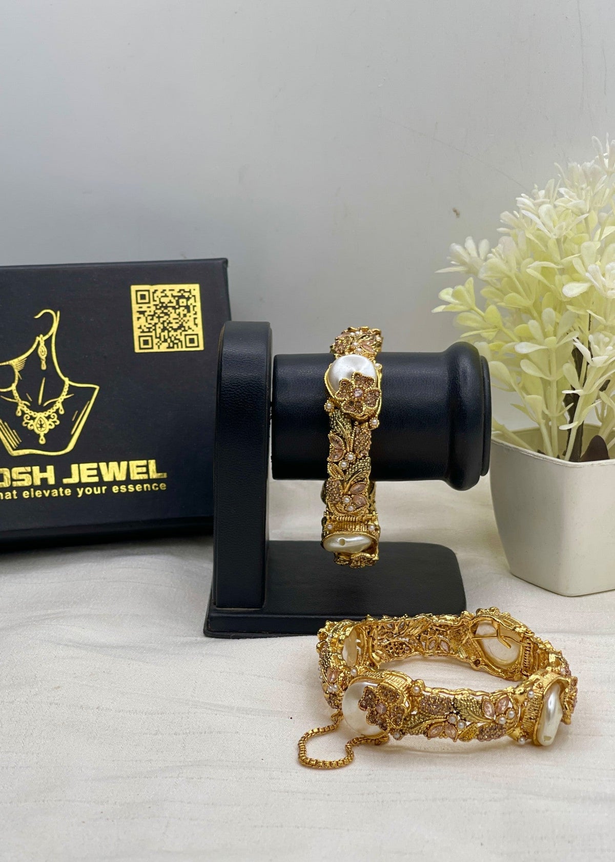 Shop the Bangles - 2079 Openable from Zarosh Jewel