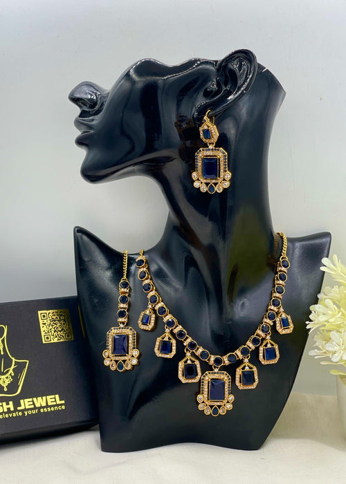 Shop the Barkha Heritage Necklace Set from Zarosh Jewel
