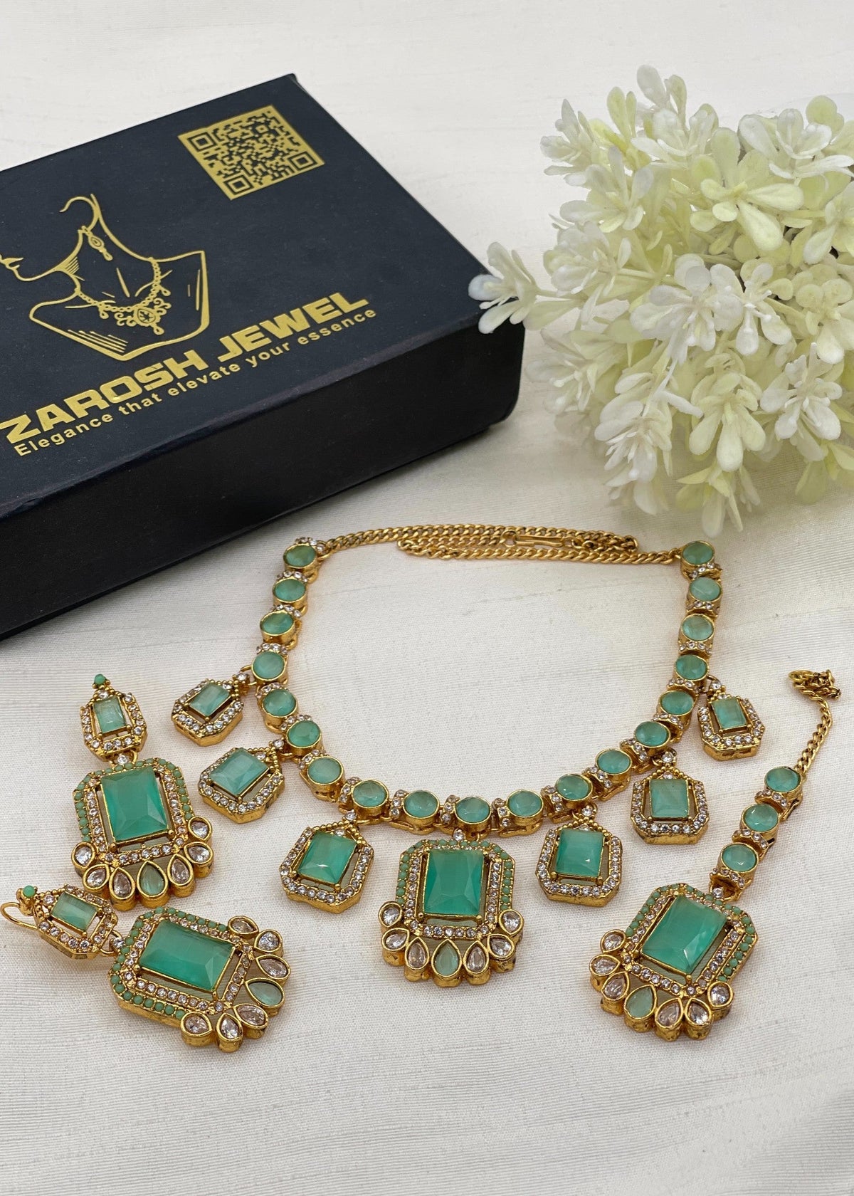 Shop the Barkha Heritage Necklace Set from Zarosh Jewel