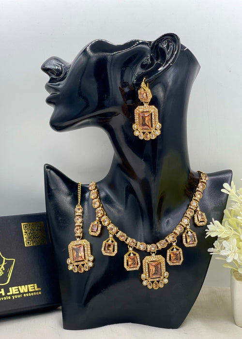Shop the Barkha Heritage Necklace Set from Zarosh Jewel