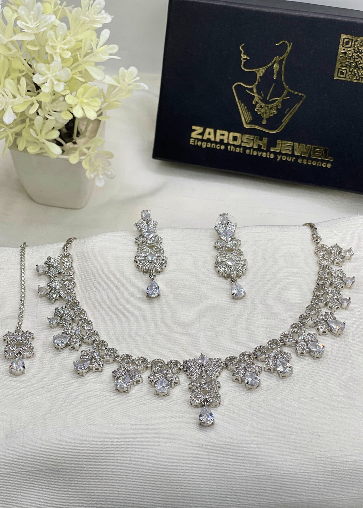 Shop the Basma Necklace Set from Zarosh Jewel
