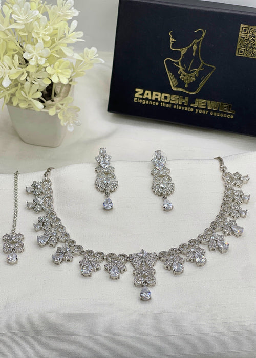 Shop the Basma Necklace Set from Zarosh Jewel