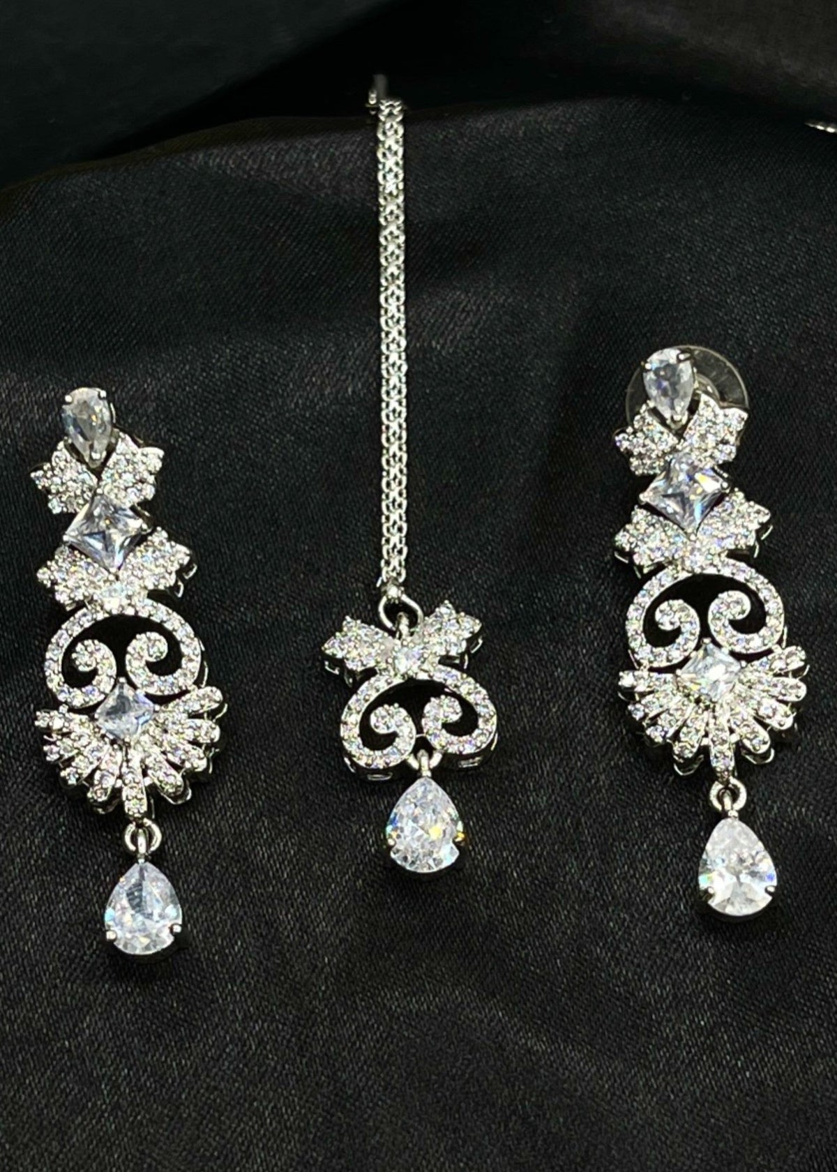 Shop the Basma Necklace Set from Zarosh Jewel