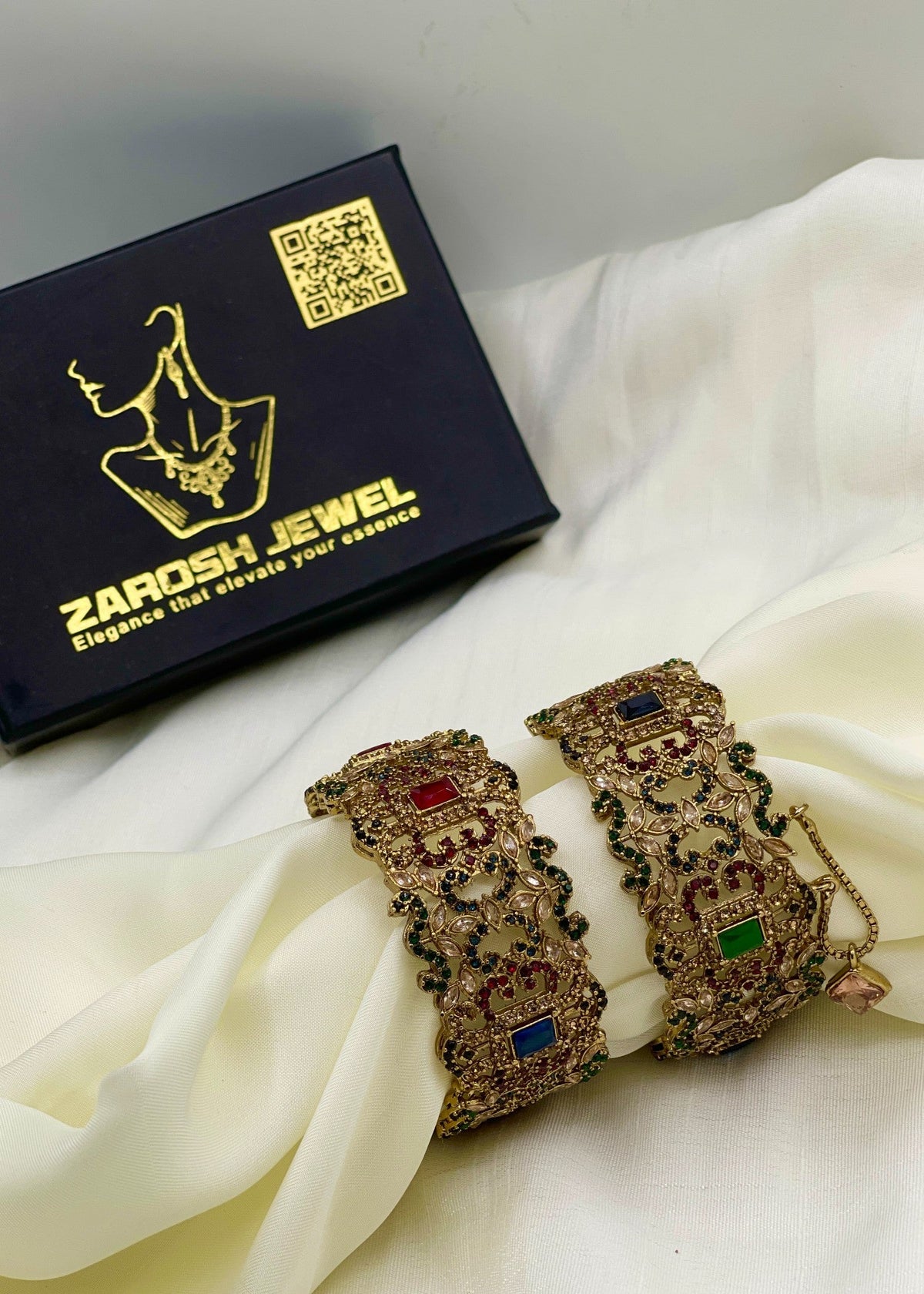 Shop the Bisma Openable Bangle Set from Zarosh Jewel