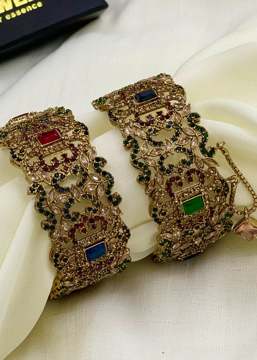 Shop the Bisma Openable Bangle Set from Zarosh Jewel