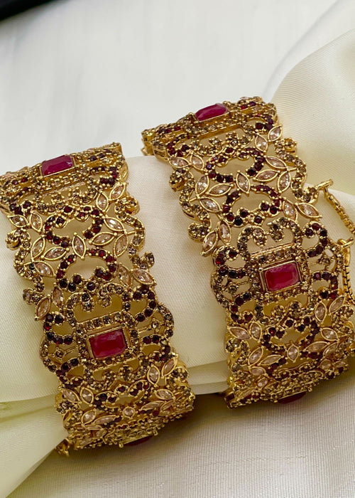 Shop the Bisma Openable Bangle Set from Zarosh Jewel