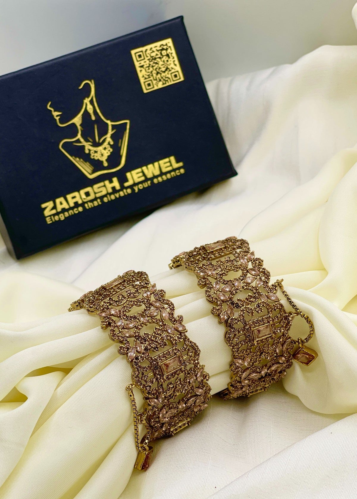 Shop the Bisma Openable Bangle Set from Zarosh Jewel