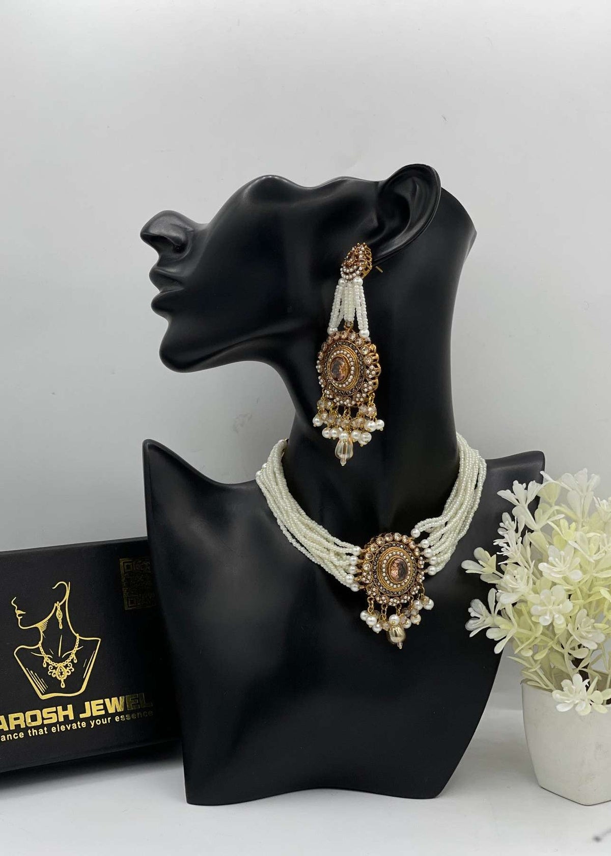 Shop the Blossom Choker Set from Zarosh Jewel