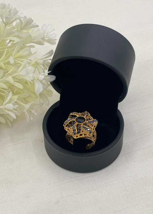 Shop the Breeze Elegent Ring from Zarosh Jewel
