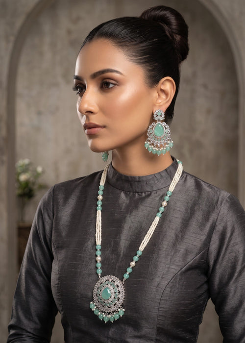 Shop the Clara Malla Set from Zarosh Jewel