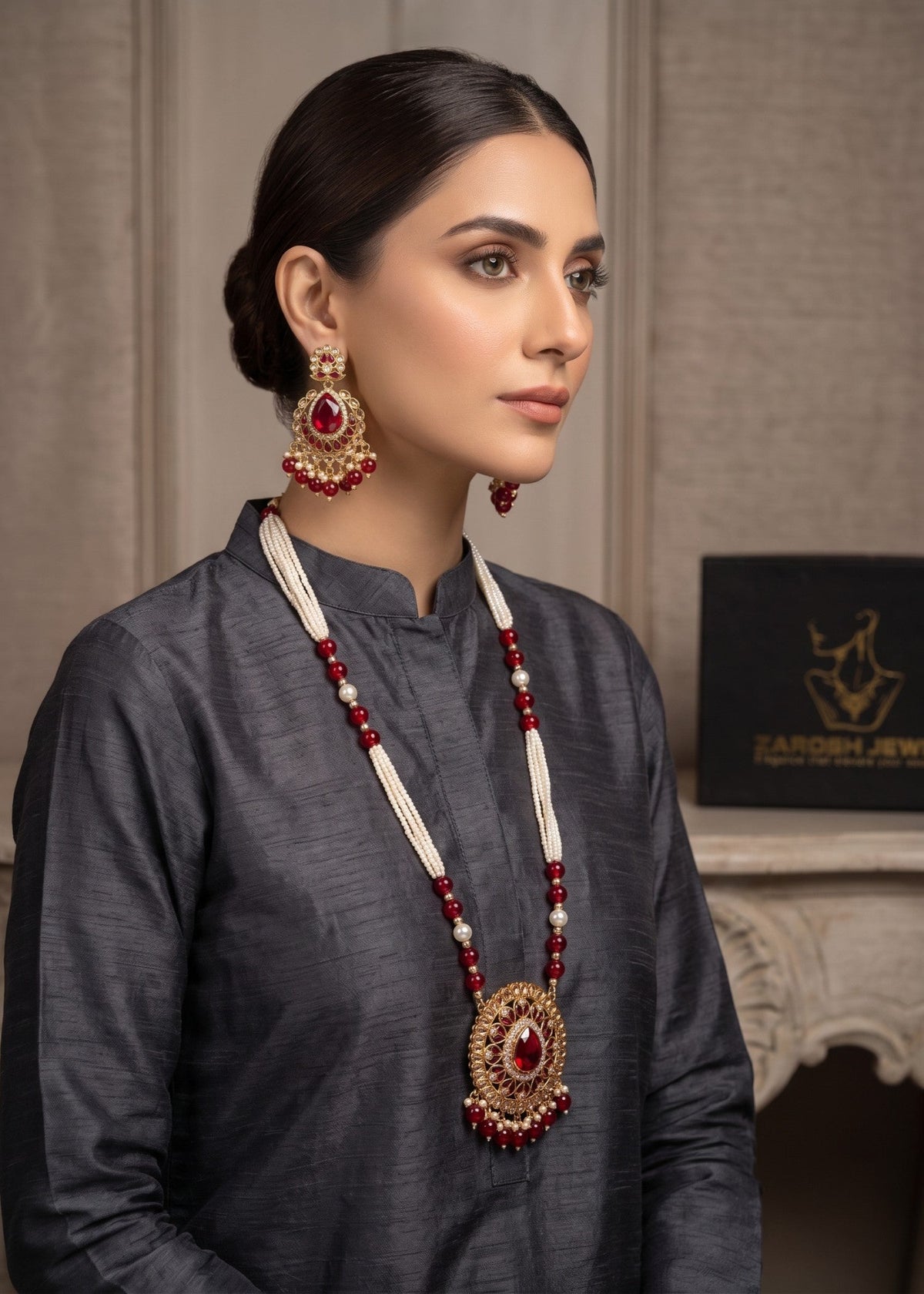 Shop the Clara Malla Set from Zarosh Jewel