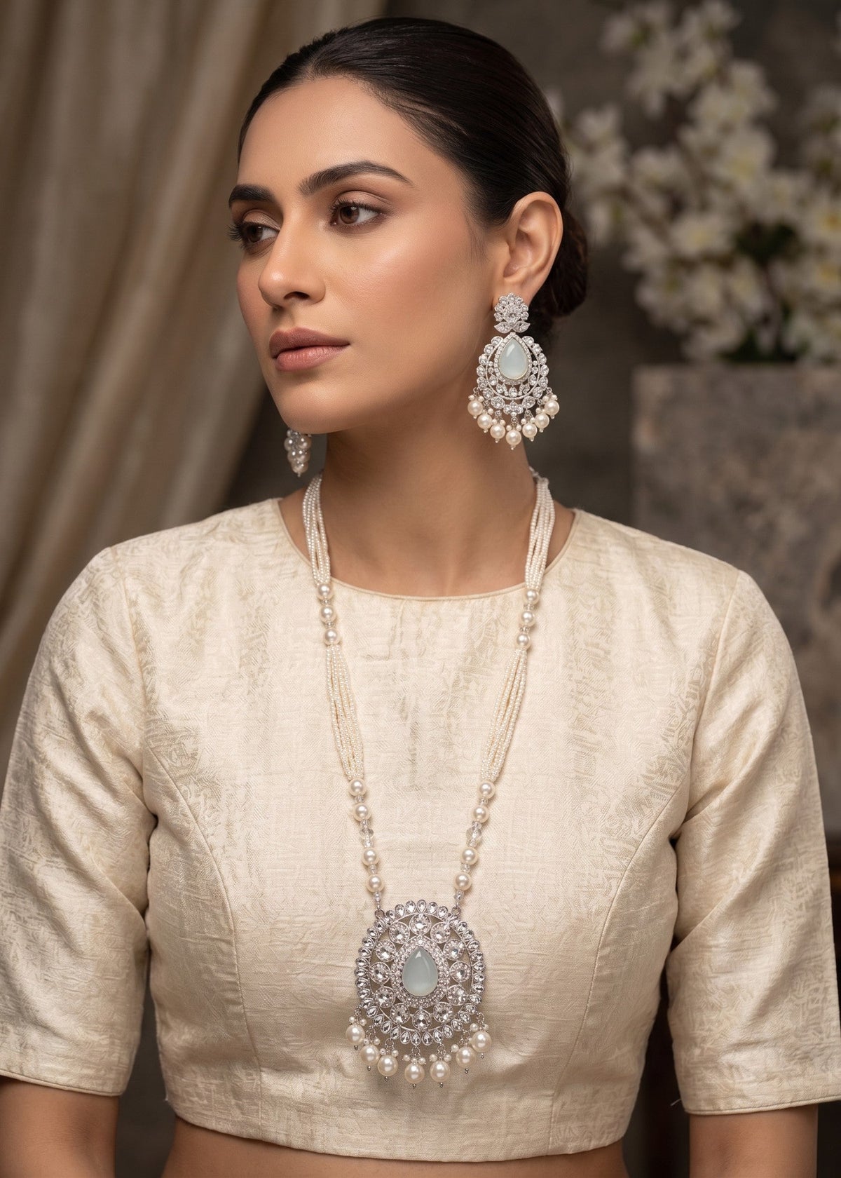 Shop the Clara Malla Set from Zarosh Jewel