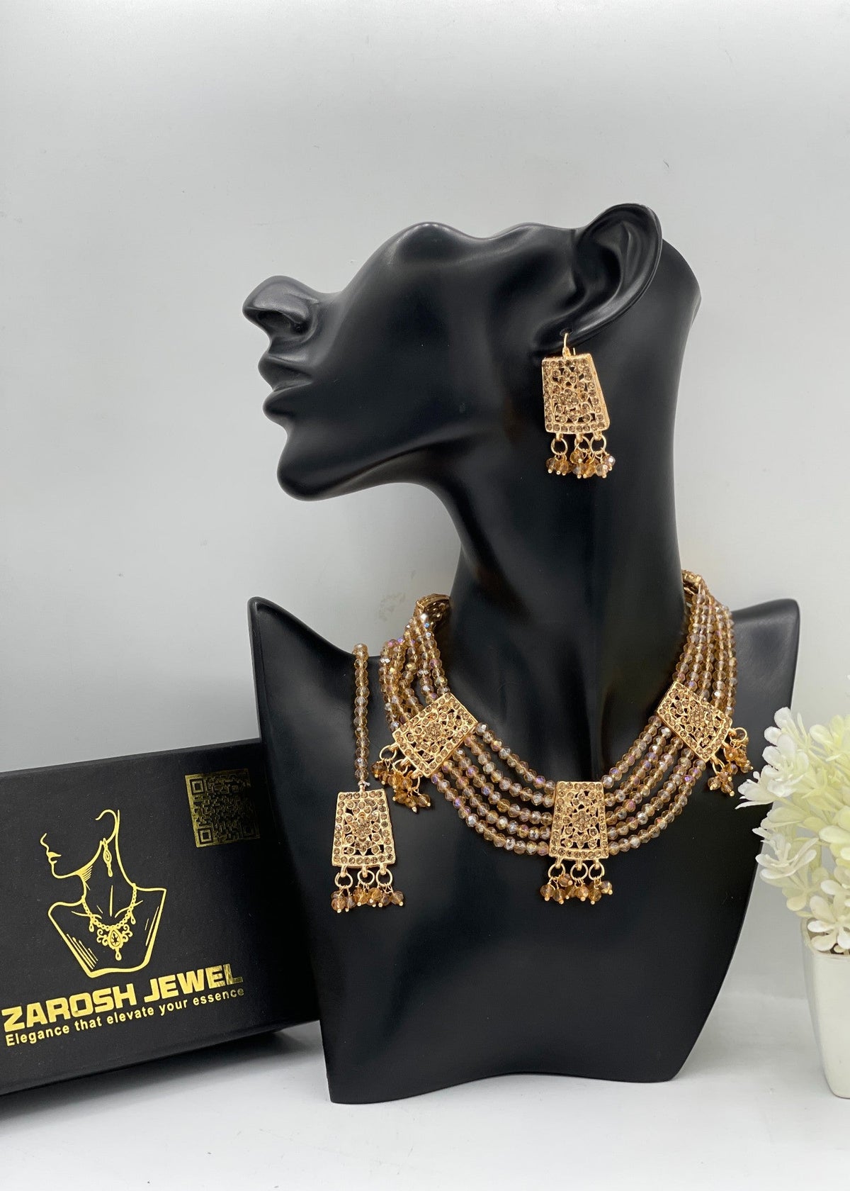 Shop the Classic Choker Set from Zarosh Jewel