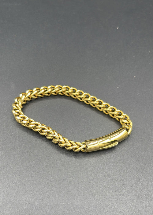Shop the Classic Cuban Chain Gold Bracelet from Zarosh Jewel