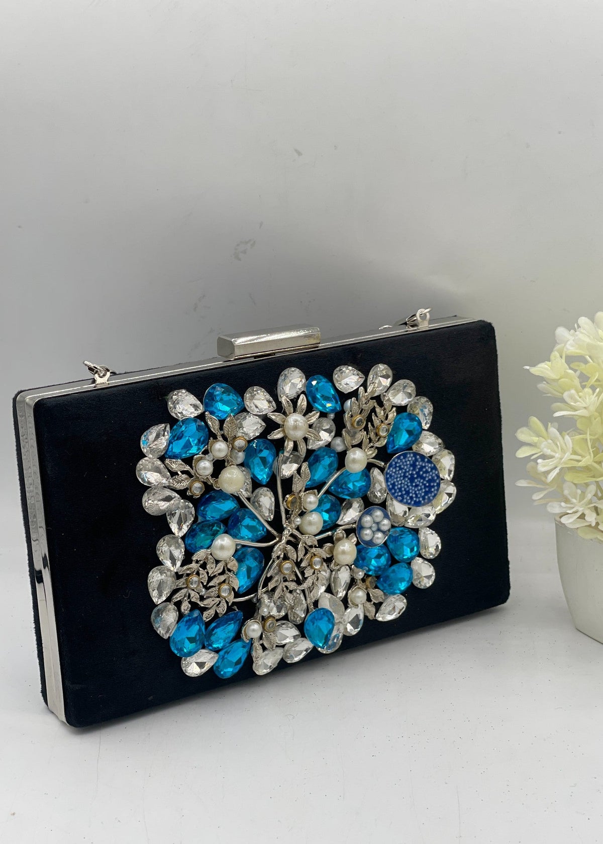Shop the Clutch-0021 from Zarosh Jewel
