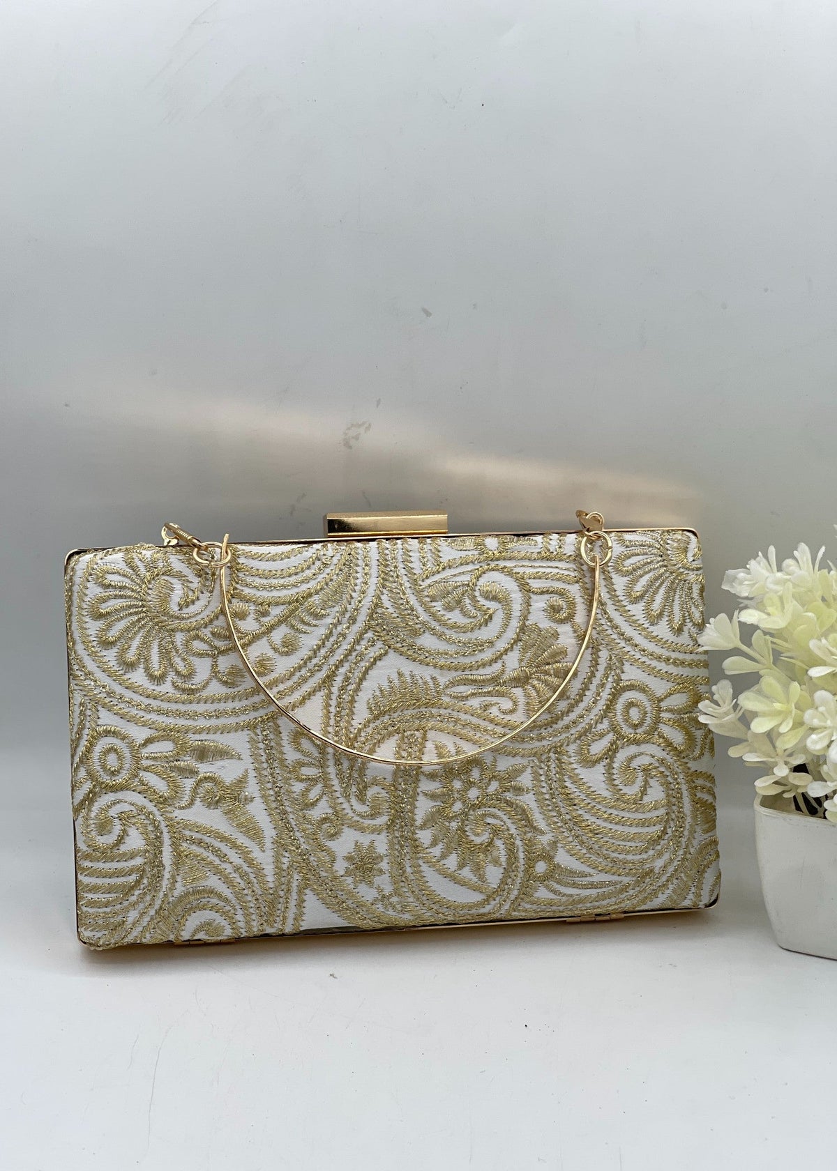Shop the Clutch-0023 from Zarosh Jewel