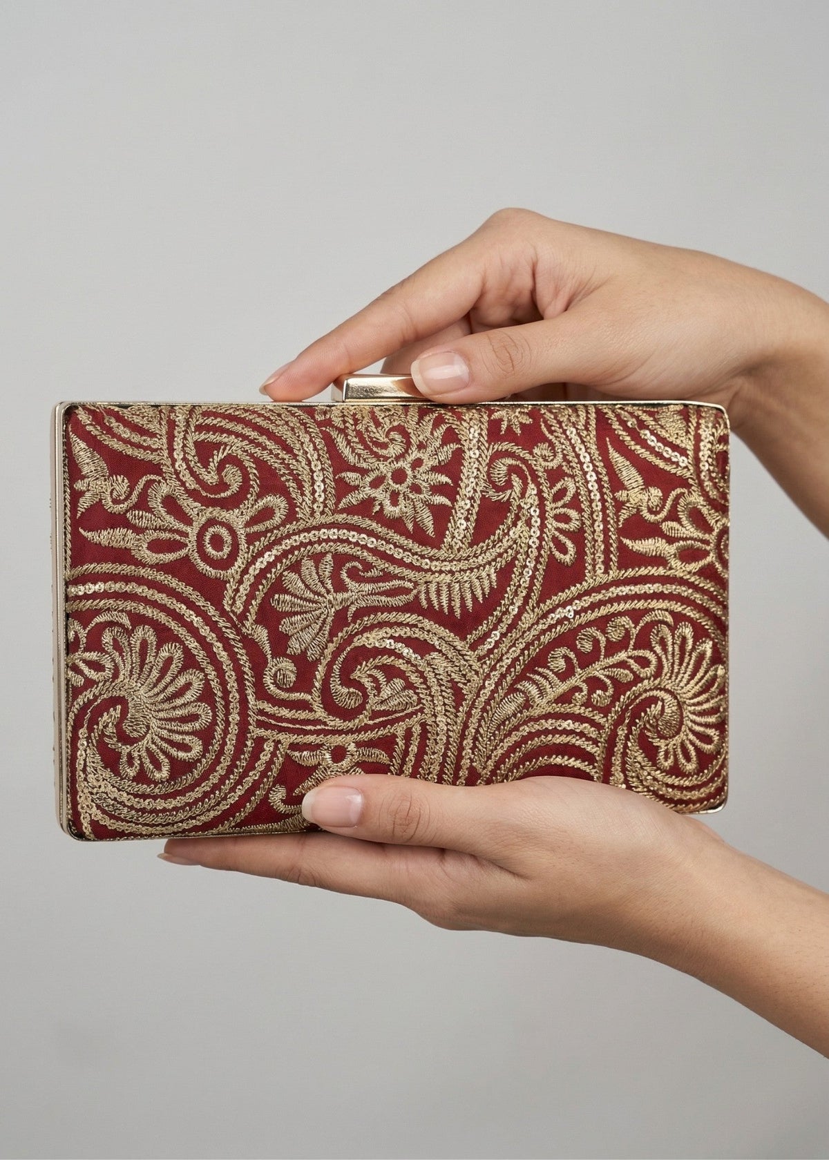 Shop the Clutch-0023 from Zarosh Jewel