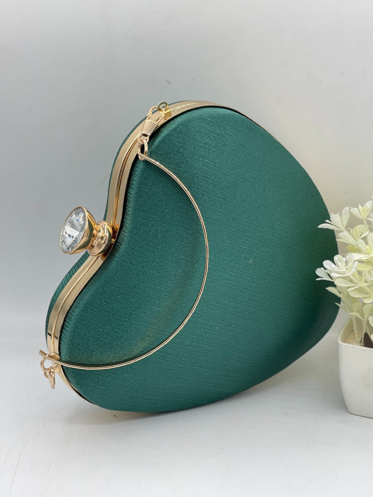 Shop the Clutch-0037 from Zarosh Jewel