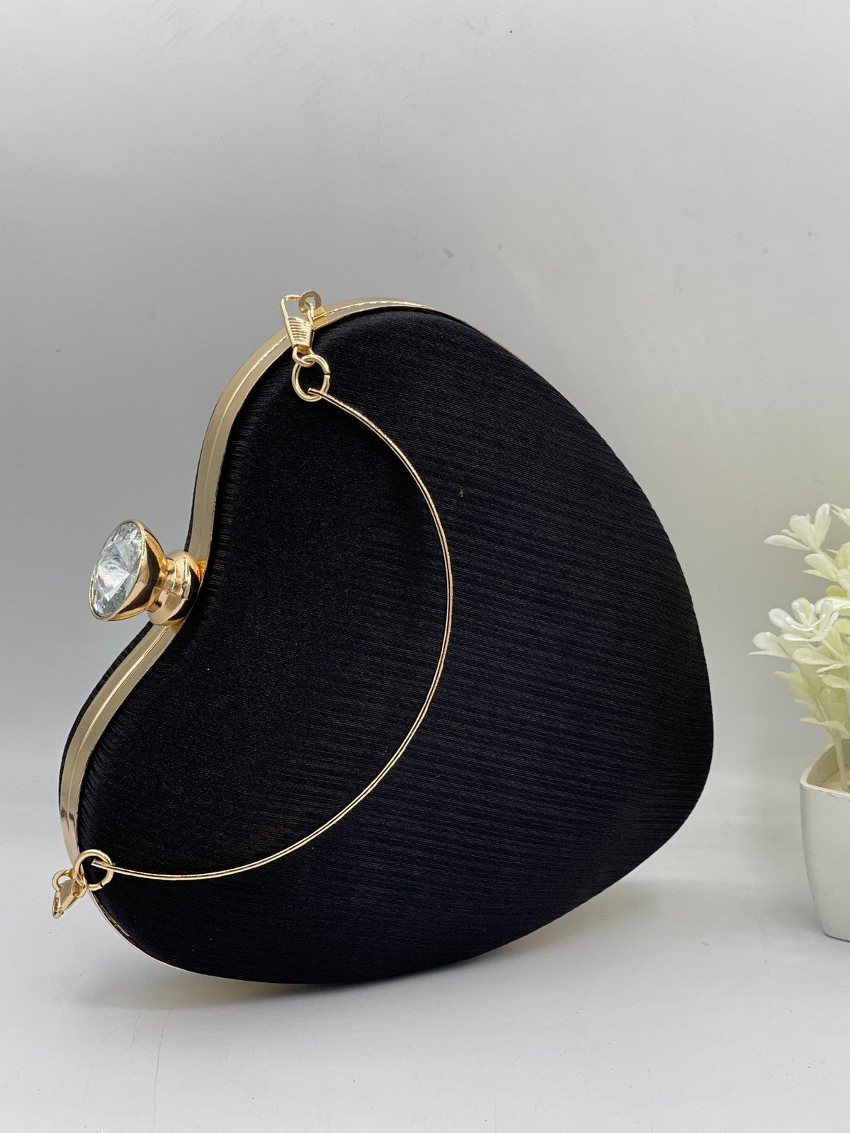 Shop the Clutch-0037 from Zarosh Jewel